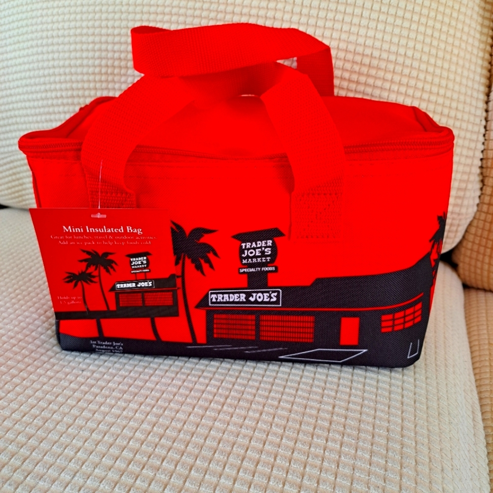 TRADER JOE's Mini Insulated Bag  RED🔴‼️